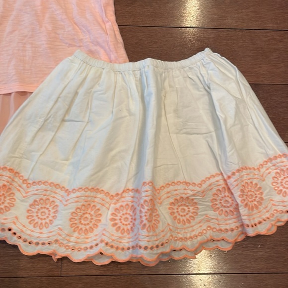 Gap eyelet skirt and top - Picture 2 of 6